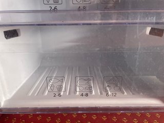 Cajones y bandejas congelador Beko FN130420