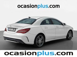 Mercedes-Benz CLA 180 90 kW (122 CV)