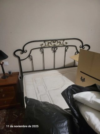 Cabecero de forja negro y dorado 150cm
