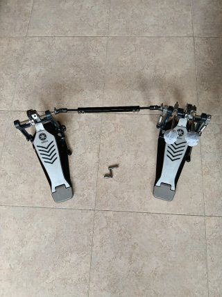 Yamaha doble pedal bombo batería