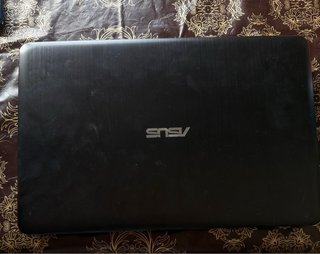 Portátil ASUS Negro con Cargador