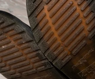 Botas Dr. Martens Negras Piel