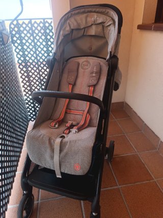 Silla de paseo Cybex Gold Beezy