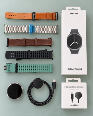 Samsung Galaxy Watch8 + 5 correas + cargador caja