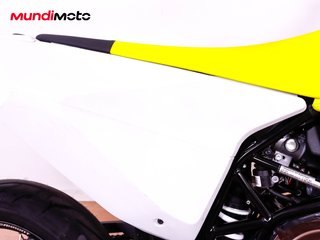 HUSQVARNA 701 SUPERMOTO
