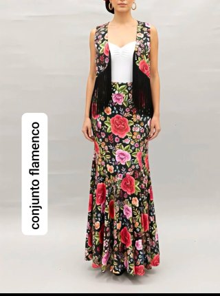 Conjunto Flamenco Floral Negro Talla Única