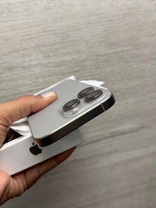 iPhone 16 Pro Garantía hasta 2028 Factura