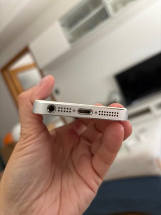 iPhone 5S para piezas (no enciende )