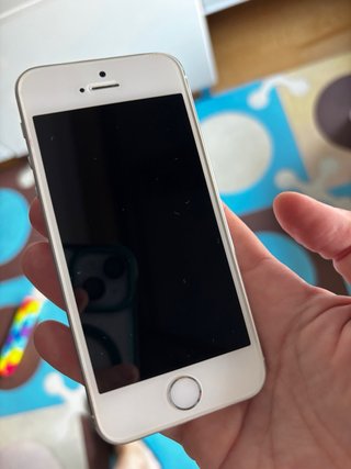 iPhone 5S para piezas (no enciende )