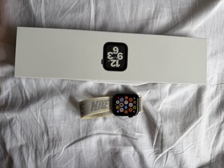 Apple Watch SE 44mm Negro