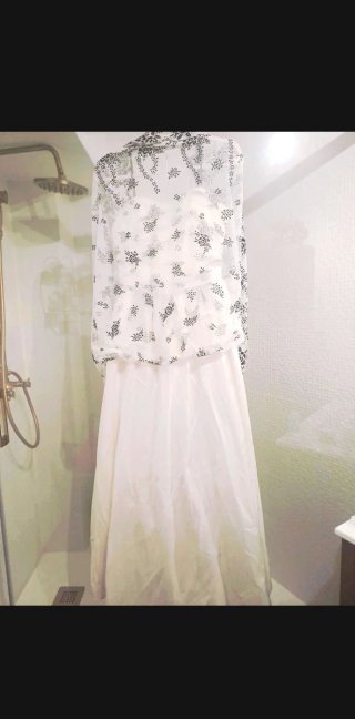 Vestido de fiesta largo blanco y negro