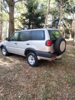 Nissan Terrano II 2004