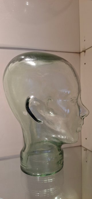 Cabeza de maniquí de cristal