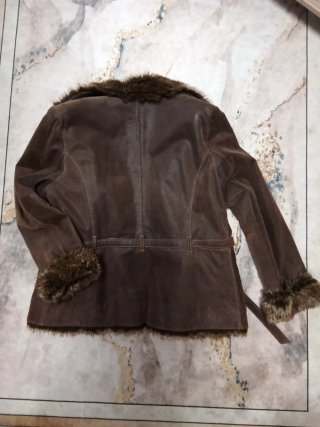 Chaqueta vintage marrón con pelo