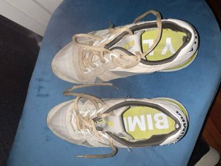Zapatillas Bimba y Lola Beige