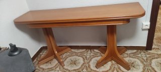 Sillas de comedor (6) y mesa plegable