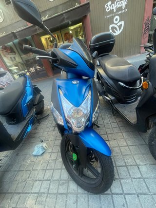 Scooter Kymco Agility City 125 Azul