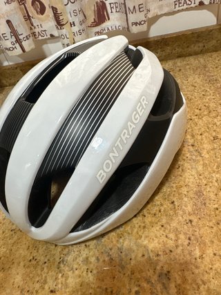 Casco de bicicleta Bontrager modelo velocis