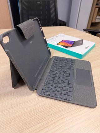 Cover Logitech Folio Touch per iPad Air 4ª e 5ª generazione