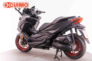 HONDA FORZA 125