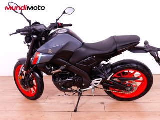 YAMAHA MT 125
