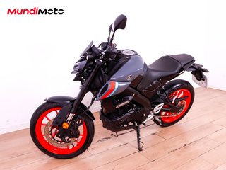 YAMAHA MT 125