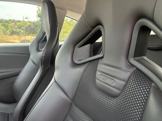 Opel Corsa E OPC 1.6T 207cv 2016