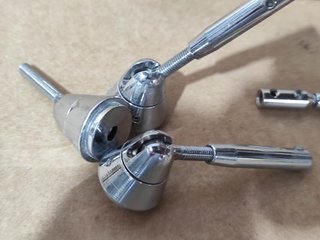 Chevilles metálicos RAMFIX con tornillo 6x50 mm