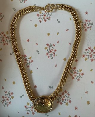 Collar Chanel Dorado
