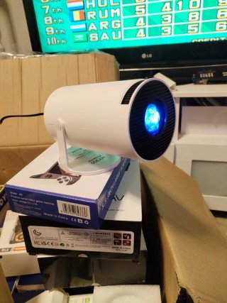 Proyector LED Portátil X9