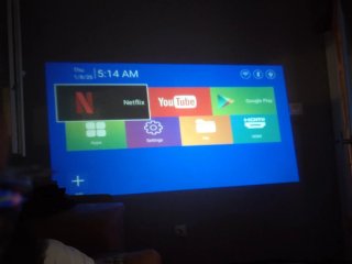 Proyector LED Portátil X9