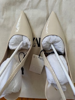 Sapatos Zara bege slingback