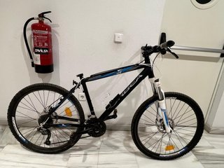 Bicicleta Orbea con suspensión delantera