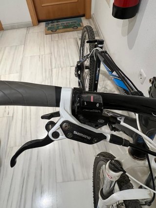 Bicicleta Orbea con suspensión delantera