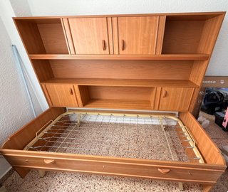 Cama con Estructura de Almacenaje