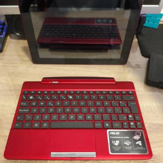 ASUS Transformer Pad TF300T Roja