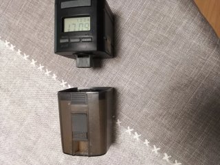 Comedero automático peces
