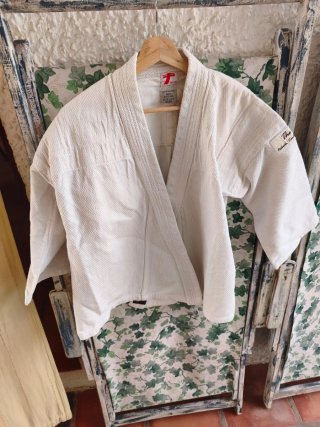 Kimono artes marciales Tagoya Talla 3/160 Niño