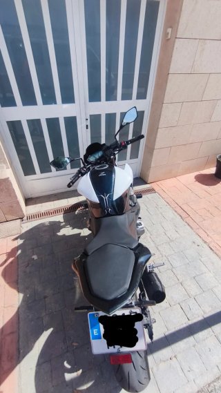 Kawasaki Z800e z800