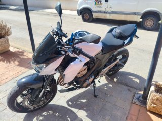 Kawasaki Z800e z800