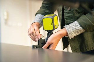 Láser de líneas en cruz a batería RYOBI RBCLLG1