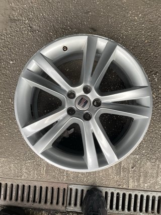 Llanta original Seat Ibiza