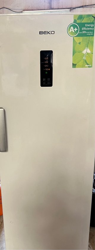 Congelador Vertical Beko A+