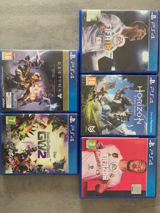 PS4 Slim 500GB, 2 Mandos y 5 Juegos