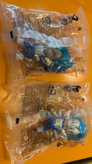 1 Figuras Vegeta Azul Burger King