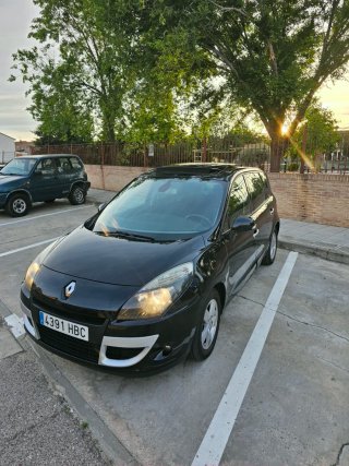 Renault Scenic 2011