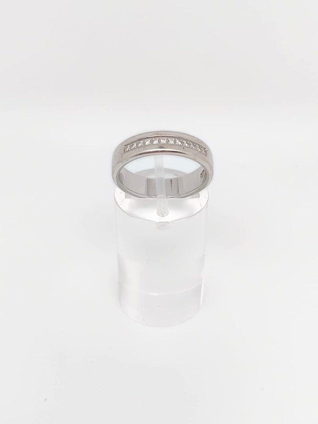Anillo Oro Blanco 18K con Cristales