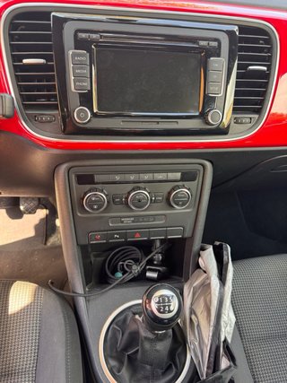 Volkswagen Beetle 2012