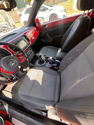 Volkswagen Beetle 2012