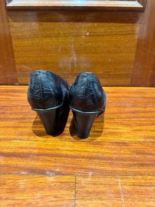 Zapatos de Piel Patricia Negros
